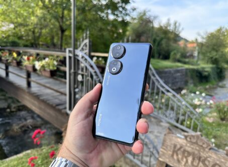 Honor 90 22