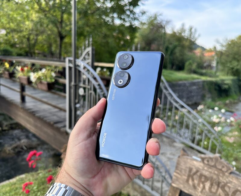 Honor 90 22