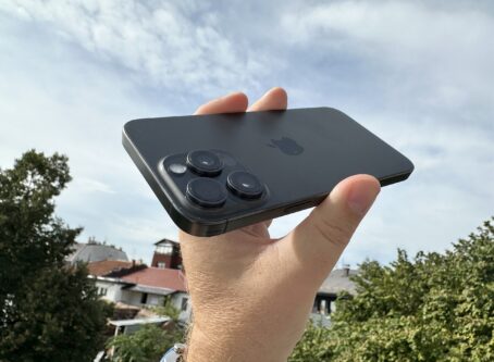 iPhone 15 Pro Max 3