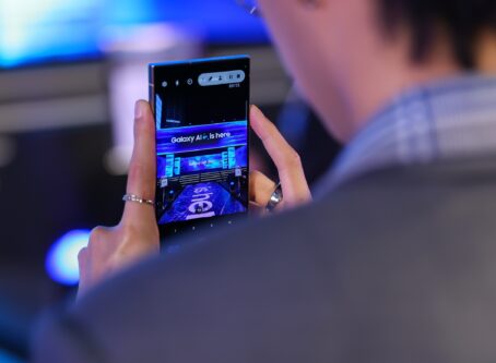 TSE Trying Out S24 Devices 4