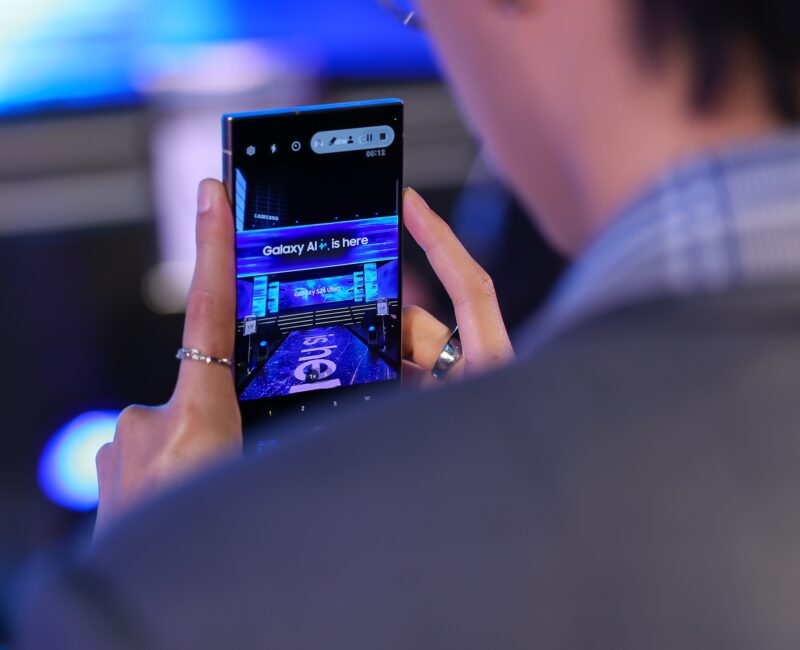 TSE Trying Out S24 Devices 4