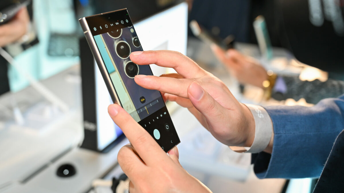 TSE Trying Out S24 Devices 8 scaled