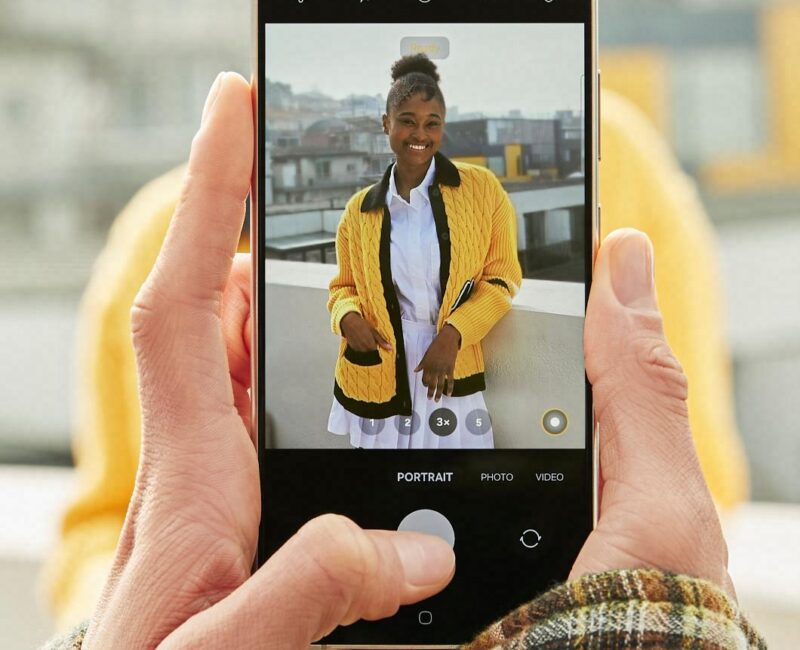 Lifestyle Image Portrait Mode LI