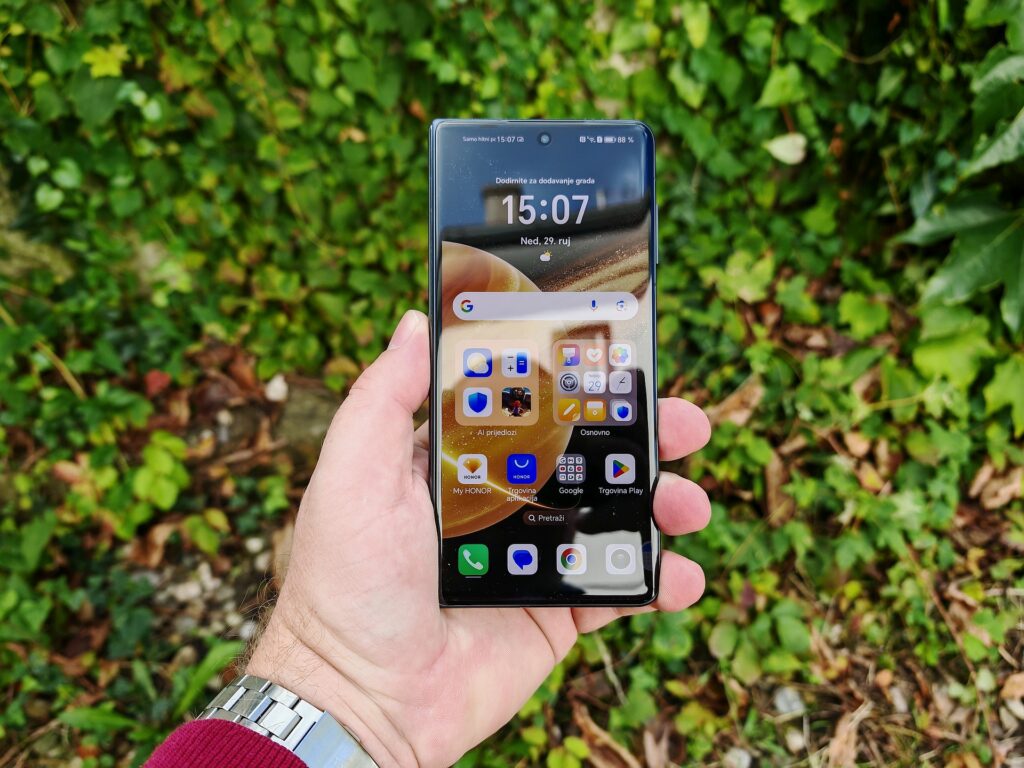 Honor Magic V3 15