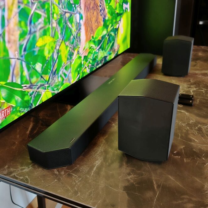 Samsung 55 OLED S95D soundbar HW Q930D 16