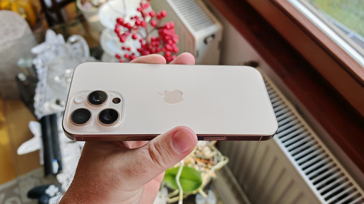 iPhone 16 Pro Max 4 1