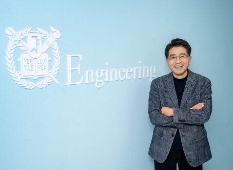 Taeghwan Hyeon