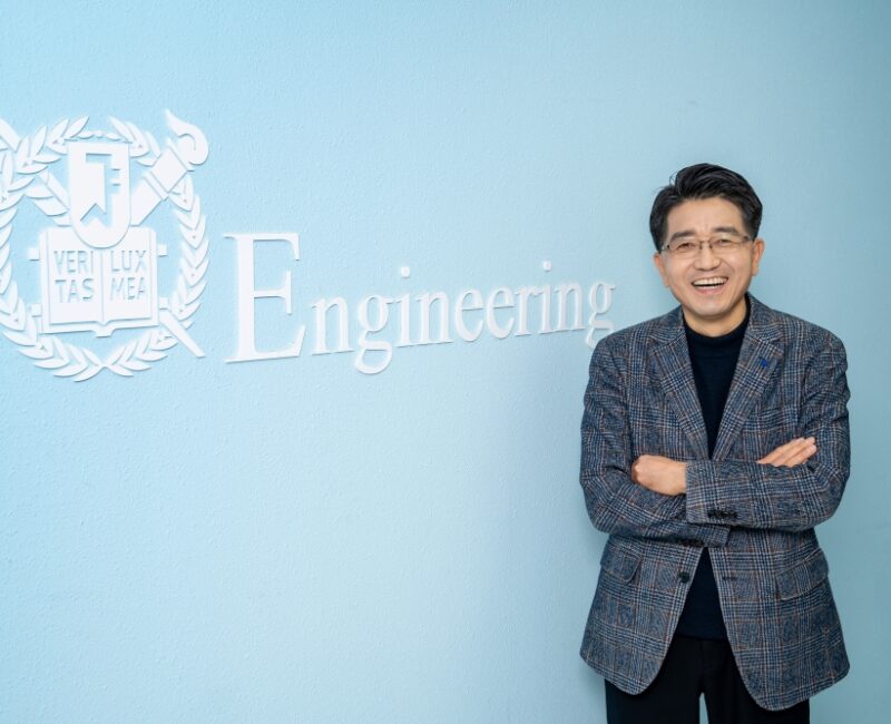 Taeghwan Hyeon