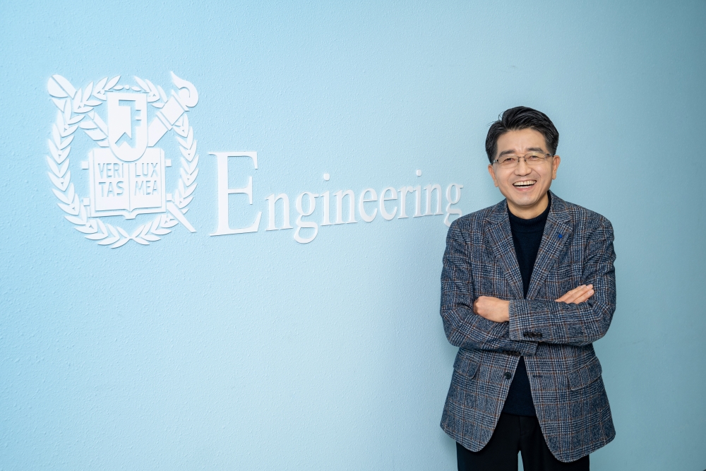 Taeghwan Hyeon