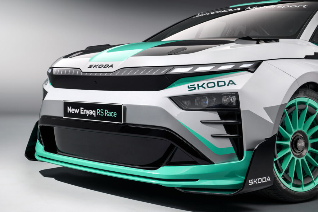 11 new enyaq rs race f0335b18 1920x1281 1