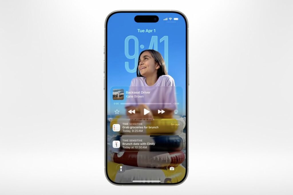3 9