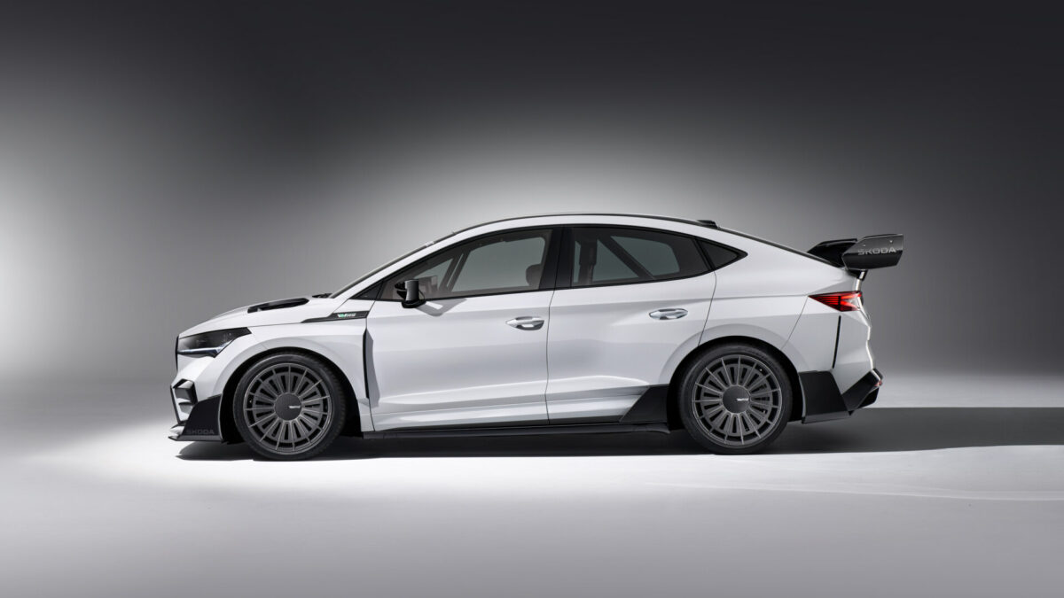 32 enyaq rs race fa72738e 1920x1281 1