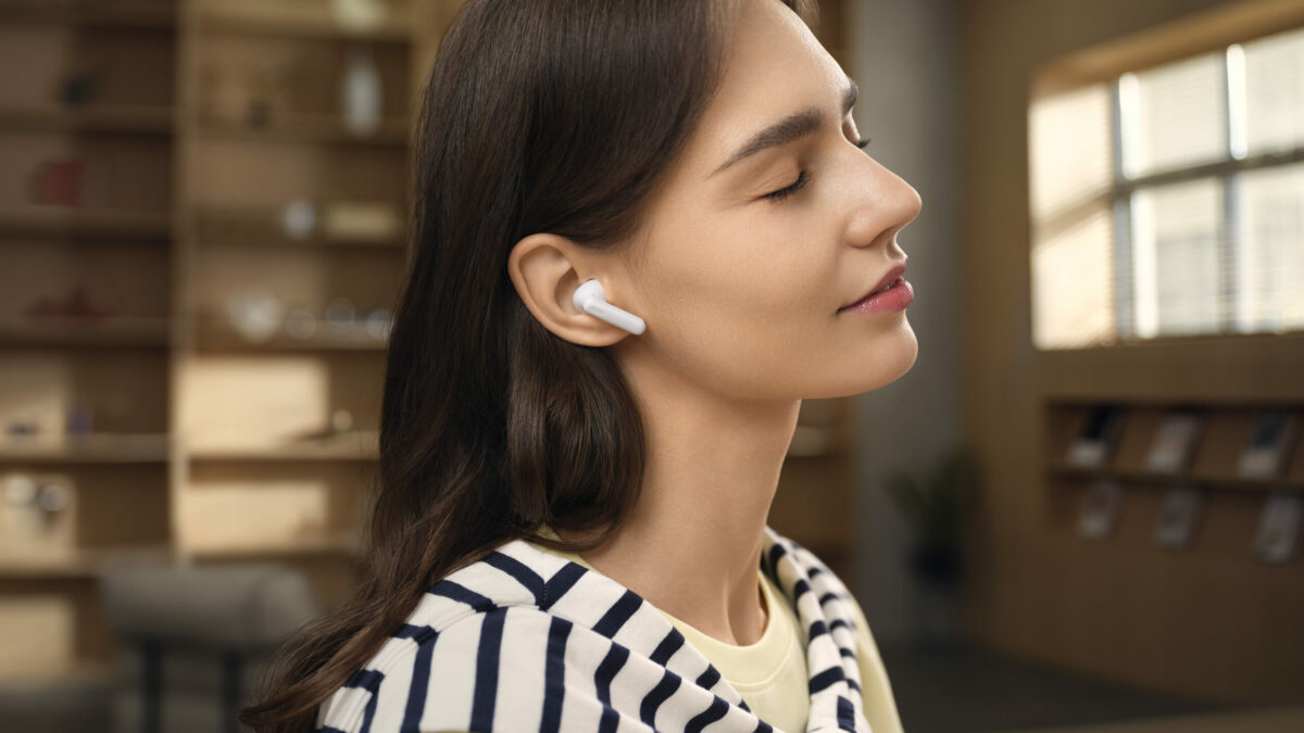 Fuji Creative Lifestyle Shot Library white 16 9 scaled