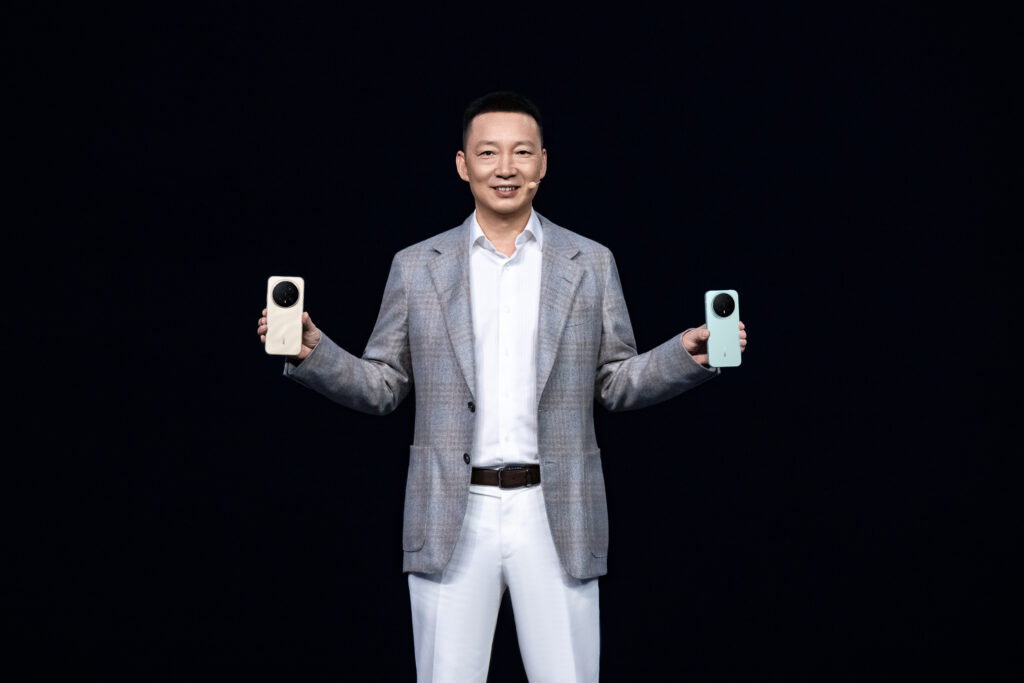 Honor Magic8 PR Photo 1