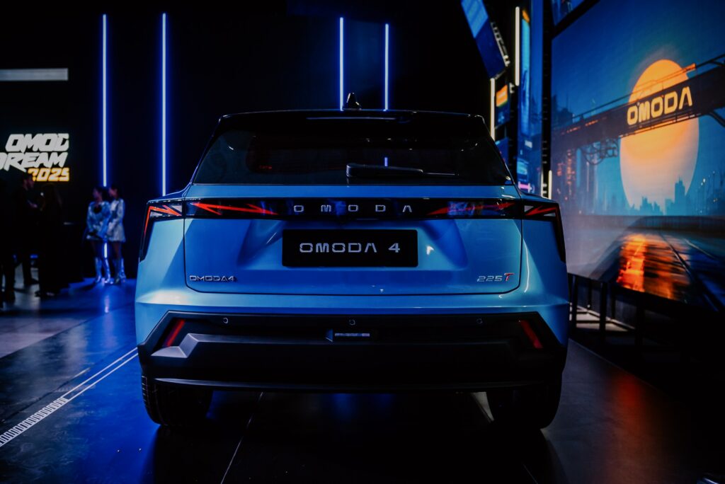 OMODA JAECOO SUMMIT 19