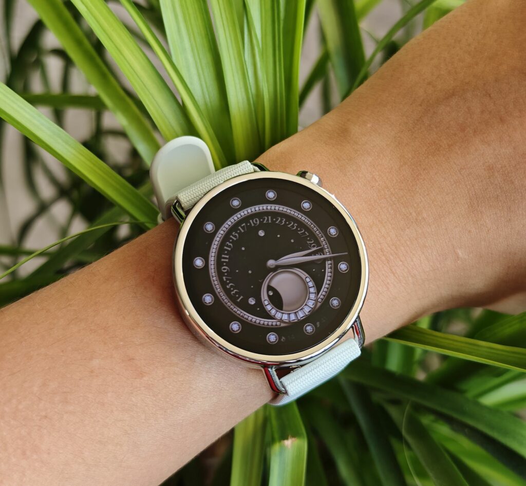 Xiaomi Watch S4 41 mm na ruci – recenzija