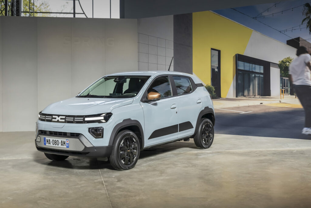 Original 6935 dacia spring 2 scaled