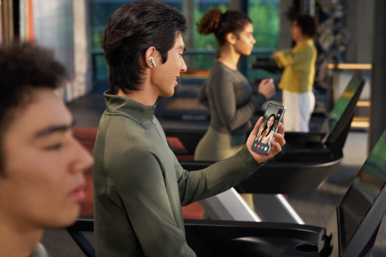 FreeBuds Pro 5 Product KSP Image Headquarter SAX KSP Image HQ Stable Clear Calls JPG 20251212 1