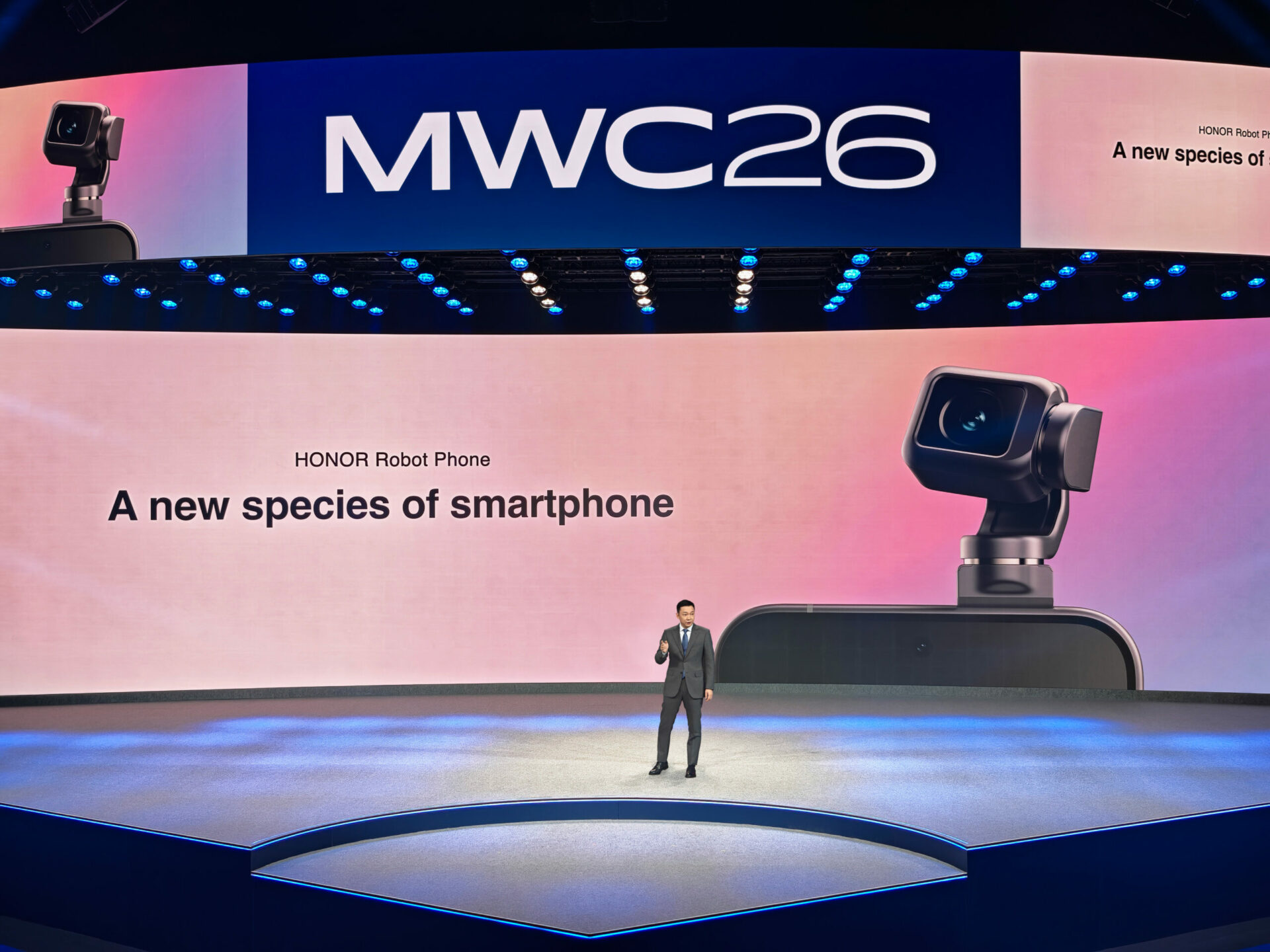 HONOR CEO MWC Keynote Speech scaled e1772741337371